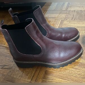 Caslon Water Resistant Miller Chelsea Boots Size 10